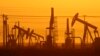 Нефть марки Brent на мировых торгах упала ниже $50